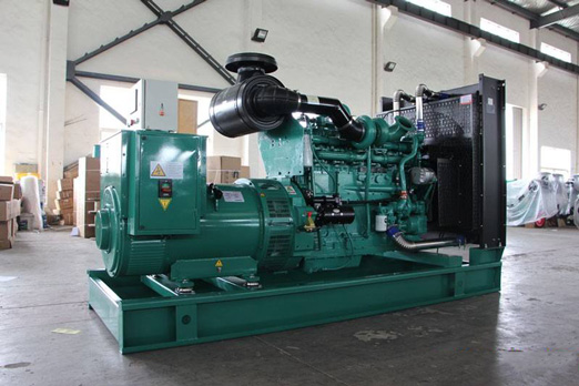 乌鲁木齐320kw康明斯柴油发电车出租组图片 乌鲁木齐320kw康明斯柴油发电车出租组图片